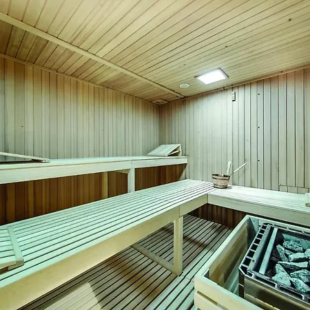 Luxury With Sauna And Jacuzzi In St. Moritz