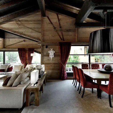Luxury With Sauna And Jacuzzi In Chalet St. Moritz
