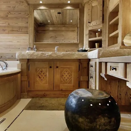 Chalet Luxury With Sauna And Jacuzzi In St. Moritz