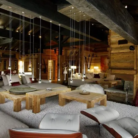 Chalet Luxury With Sauna And Jacuzzi In